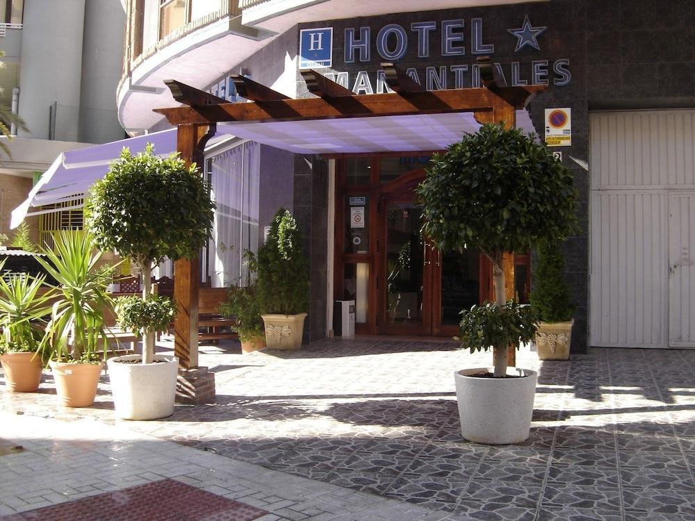 טורמולינוס Hotel Manantiales מראה חיצוני תמונה