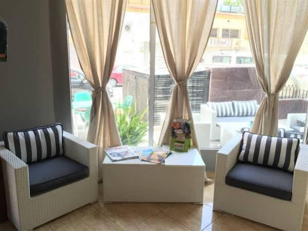 טורמולינוס Hotel Manantiales מראה חיצוני תמונה
