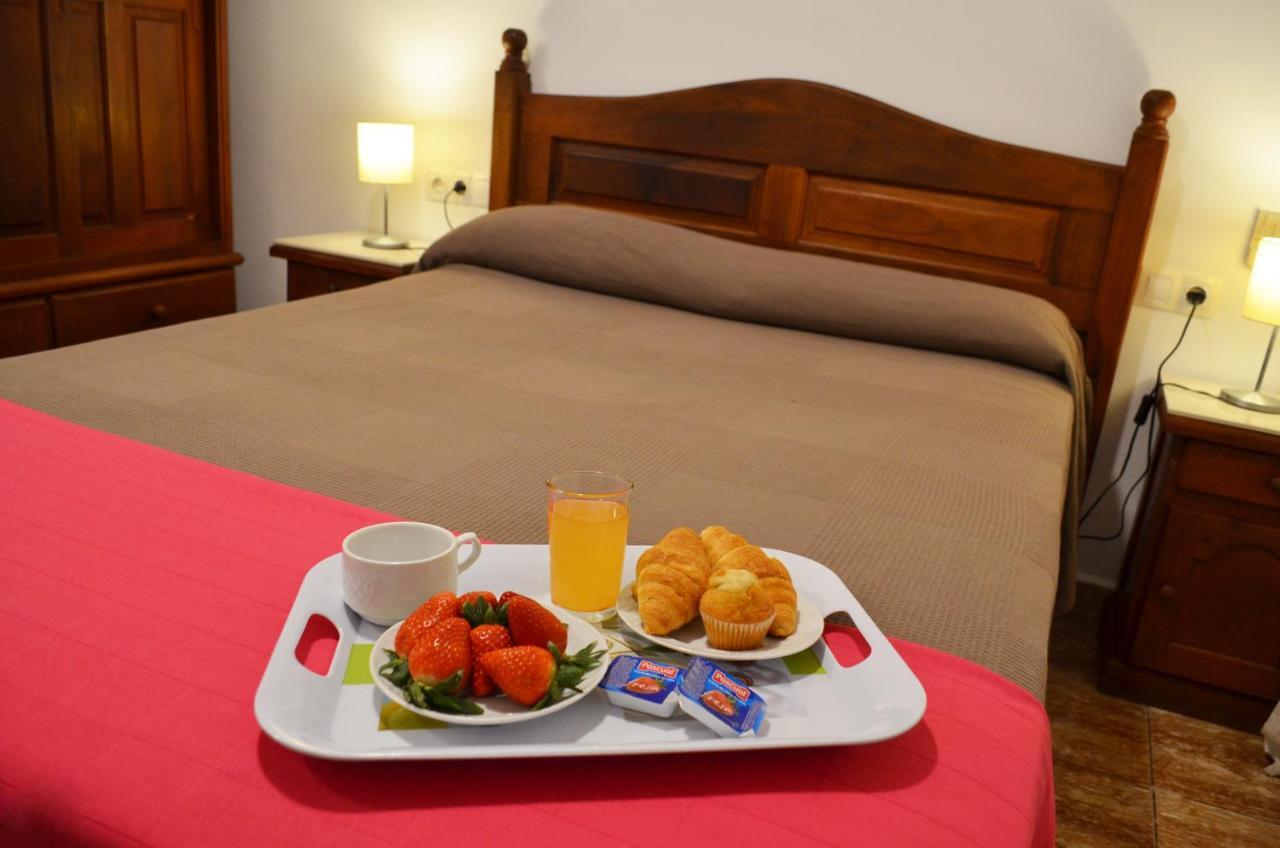 טורמולינוס Hotel Manantiales מראה חיצוני תמונה