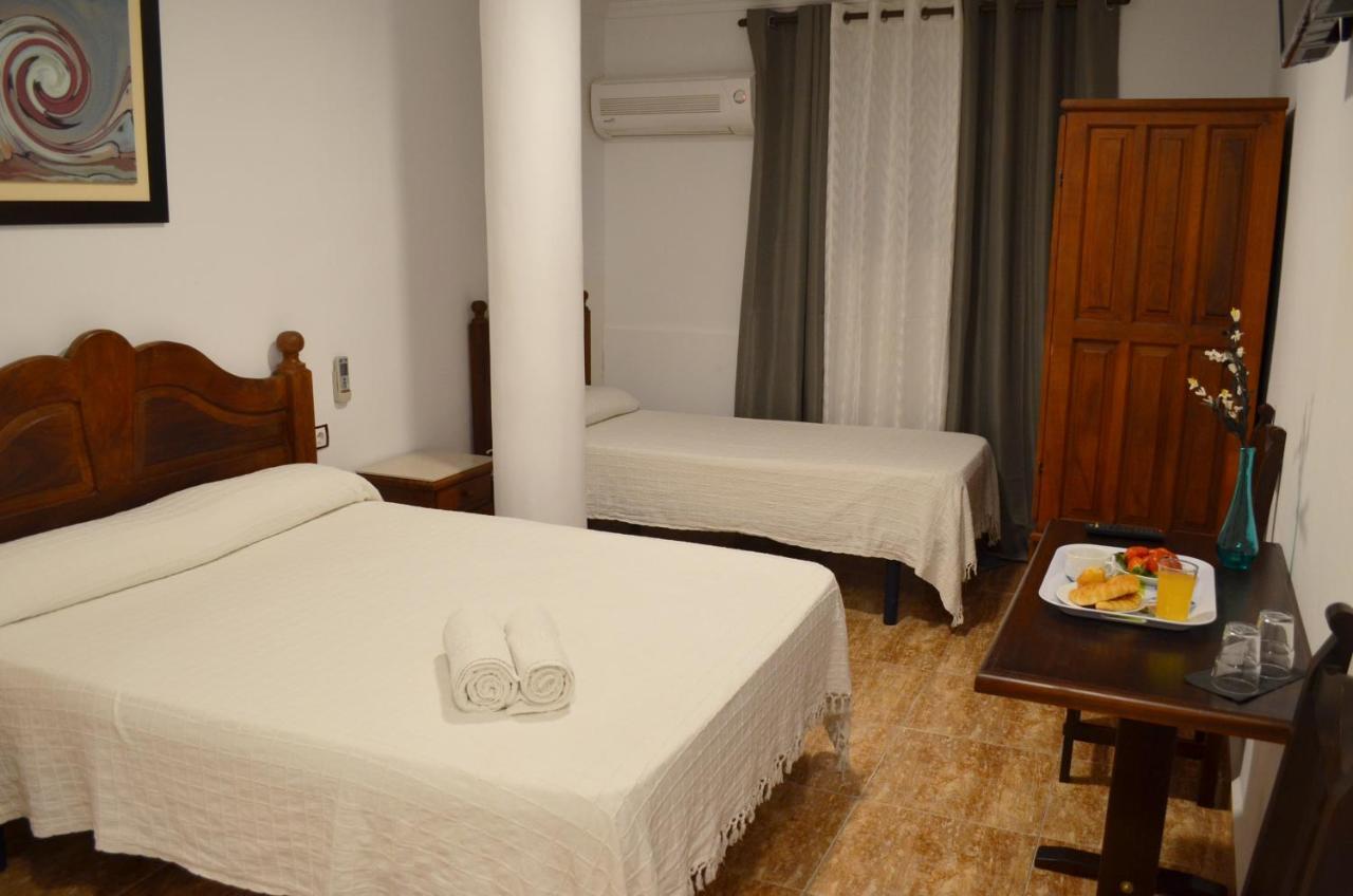 טורמולינוס Hotel Manantiales מראה חיצוני תמונה